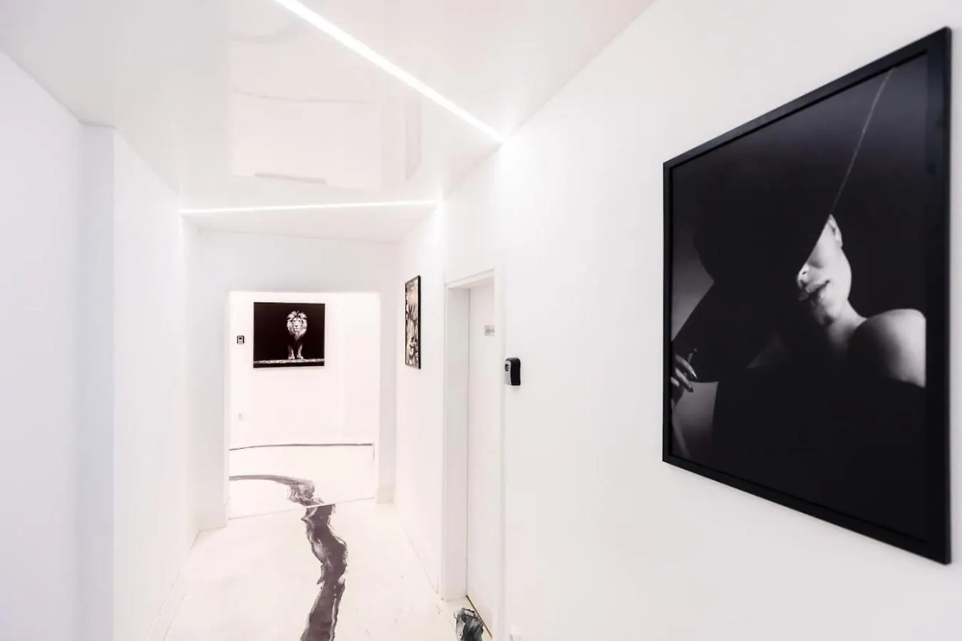 Bucharest Studios Tokyo Apart Apartment