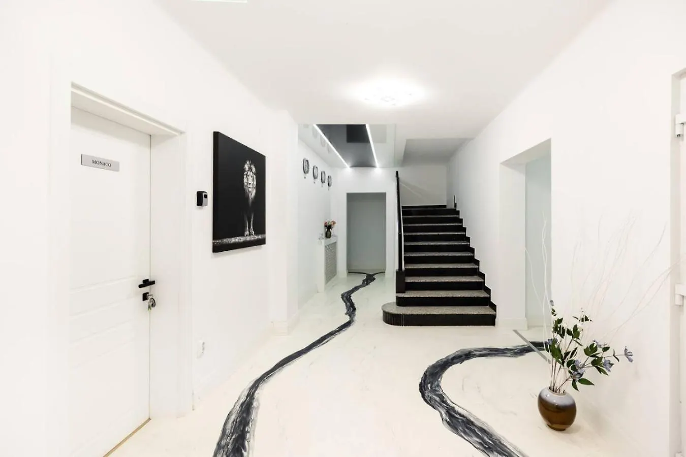 Bucharest Studios Tokyo Apart Romania