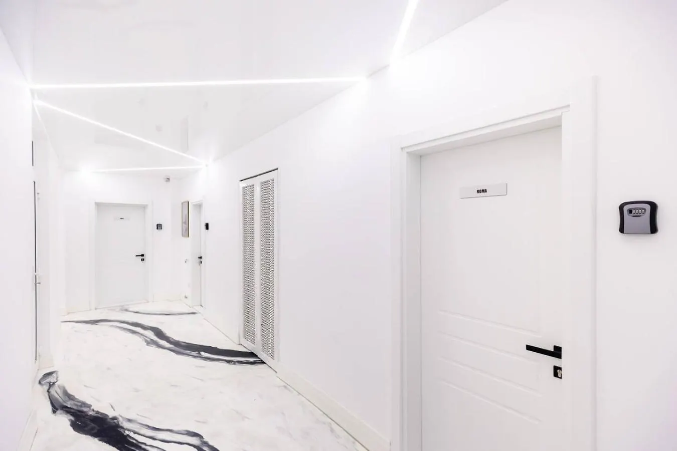Apartment Bucharest Studios Tokyo Apart