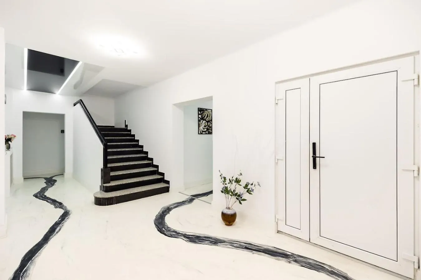Bucharest Studios Tokyo Apart 0*,  Romania