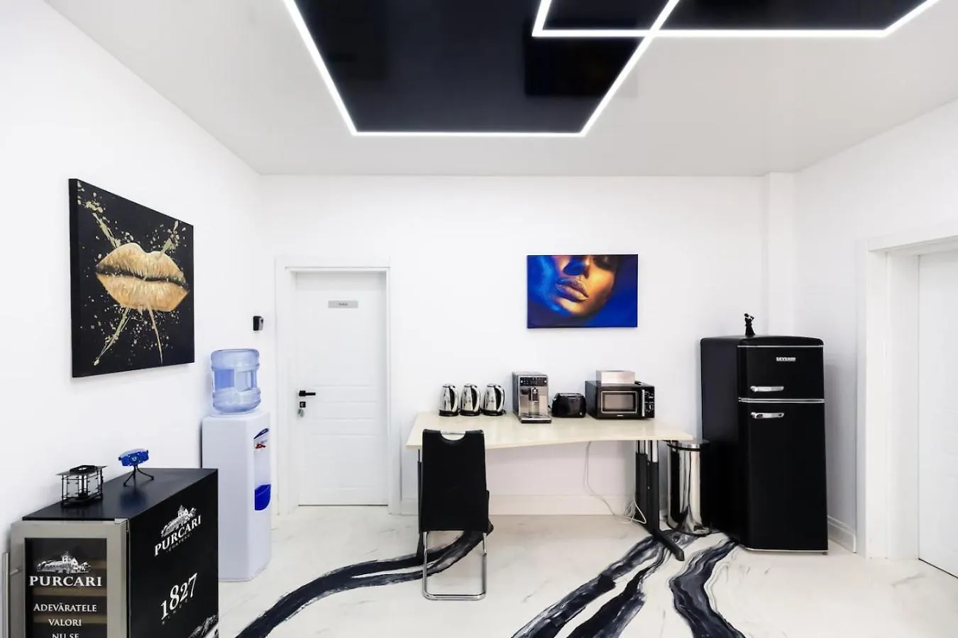 Bucharest Studios Tokyo Apart 0*,  Romania