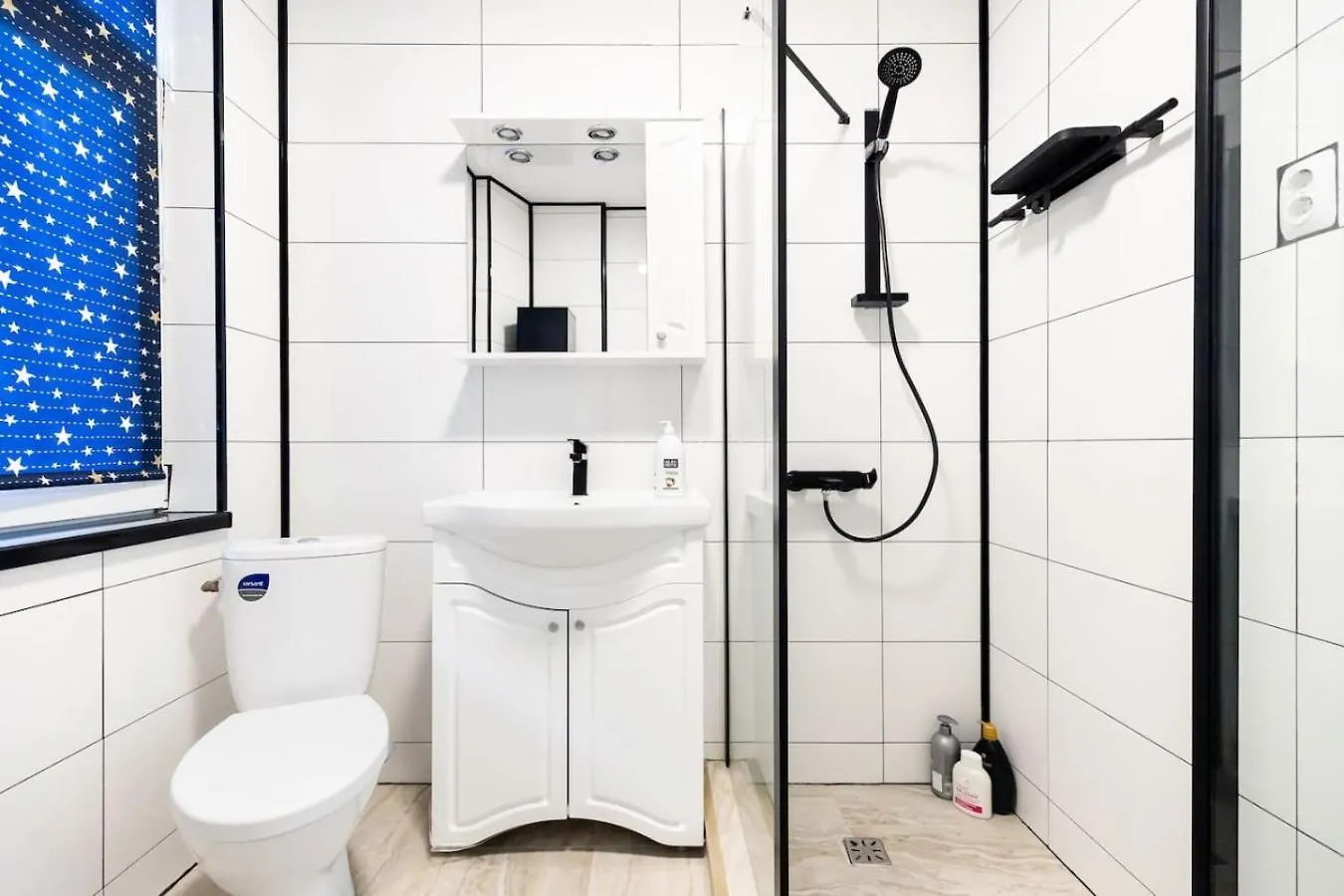 Bucharest Studios Tokyo Apart Apartment