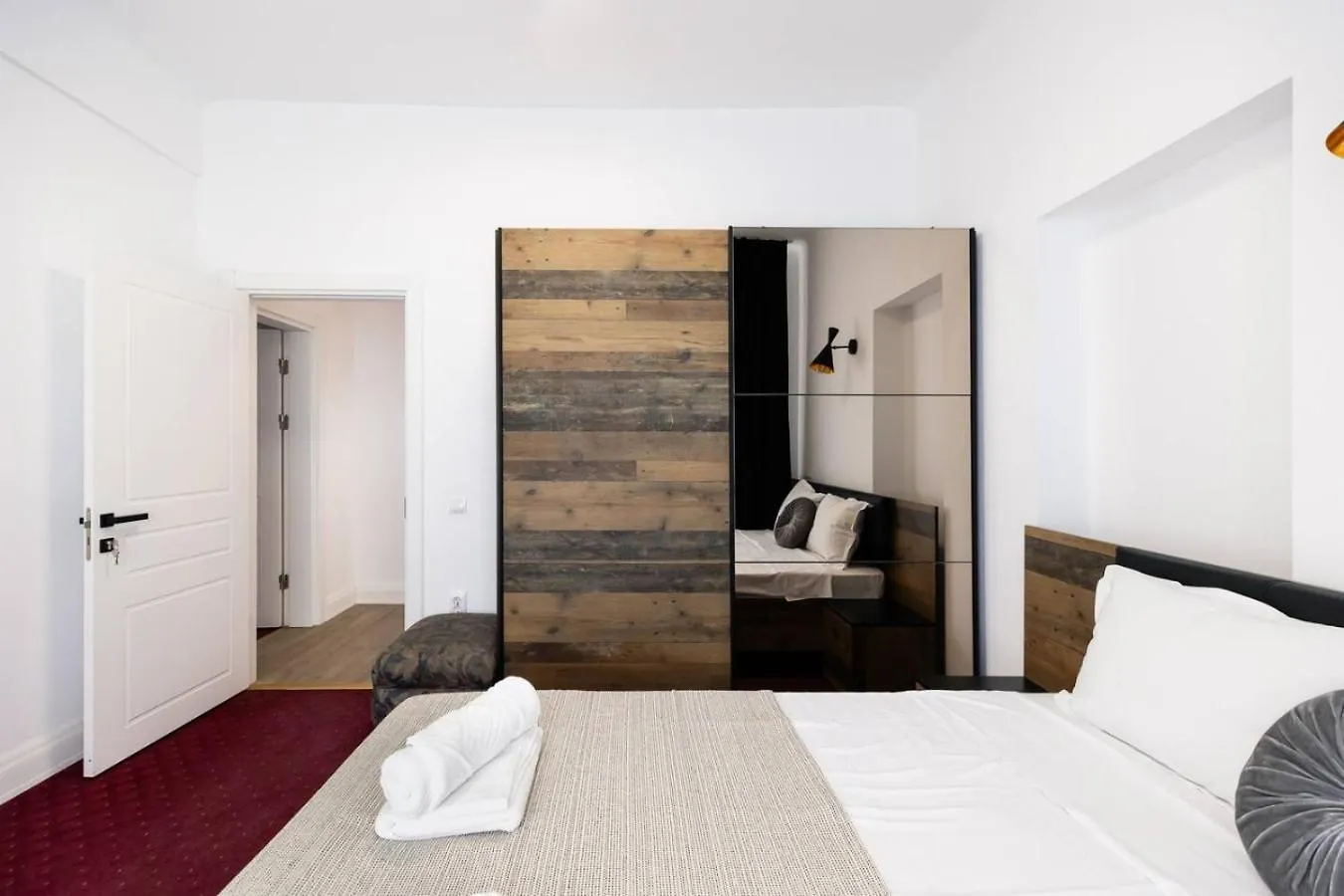 Bucharest Studios Tokyo Apart Apartment